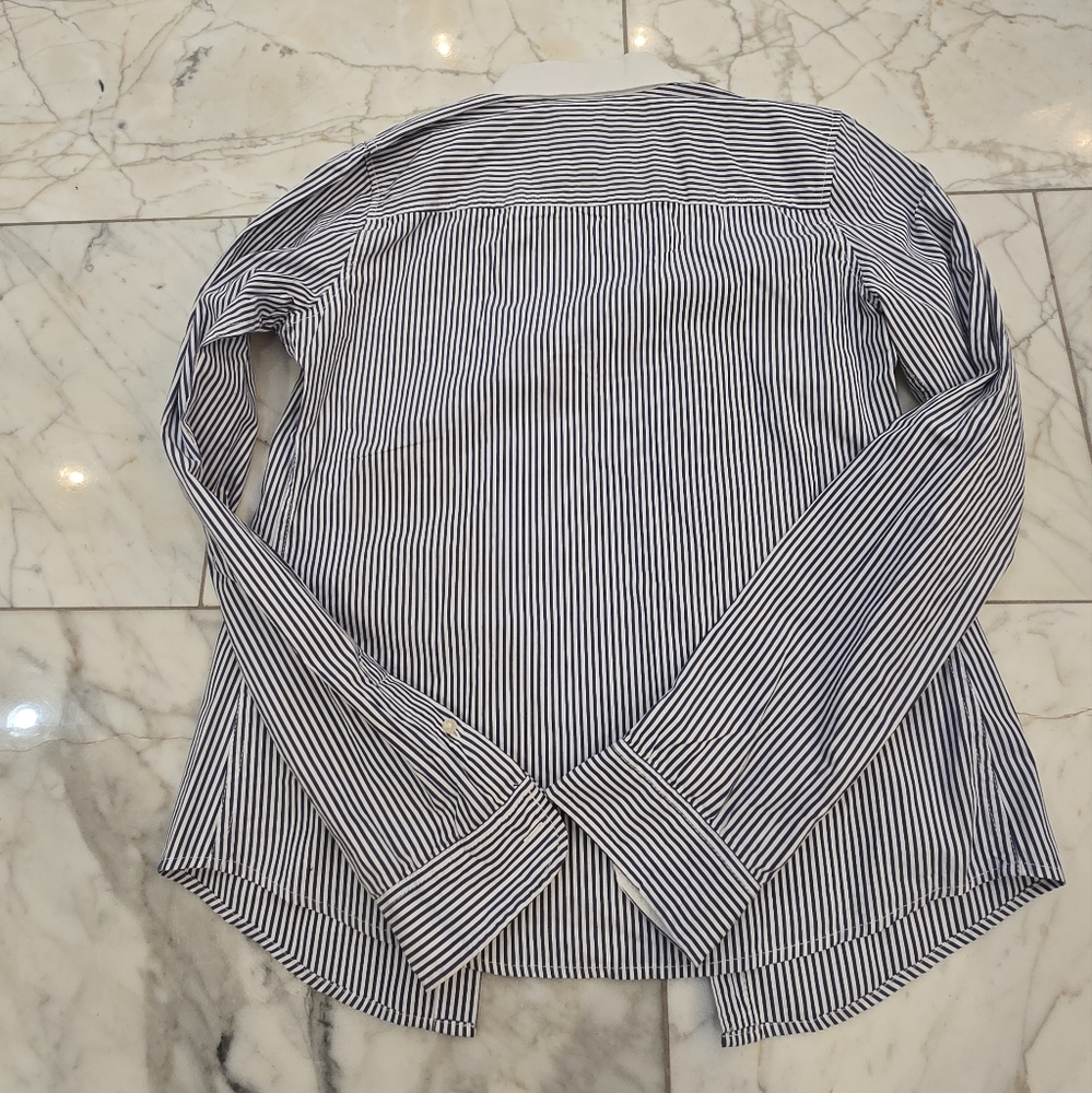 Abercrombue Women's Striped Blue and White Shirt - Picture 2 of 7